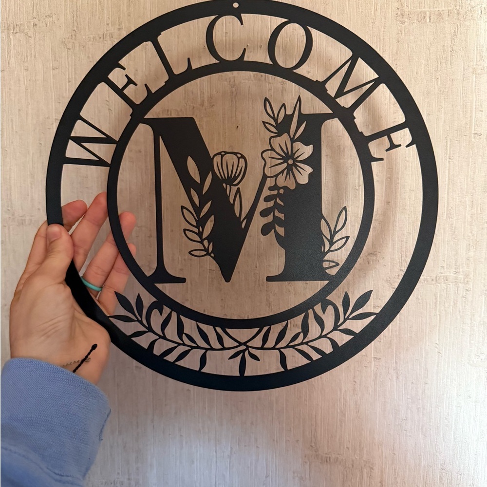 Black Welcome Wall Decor Sign